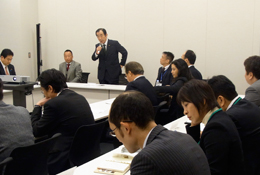 民主党 塾教育を考える議員連盟(塾議連)_会場の様子