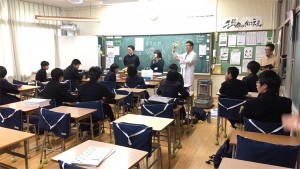 熊本では中学生の学習支援などに取り組んだ