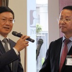 左：胡志平 中国大使館公使参事官 右：孔子学院総部／ 国家漢弁漢考国際・李佩澤 総経理