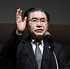(株)興学社 代表取締役社長 学園長 池田 晃 氏